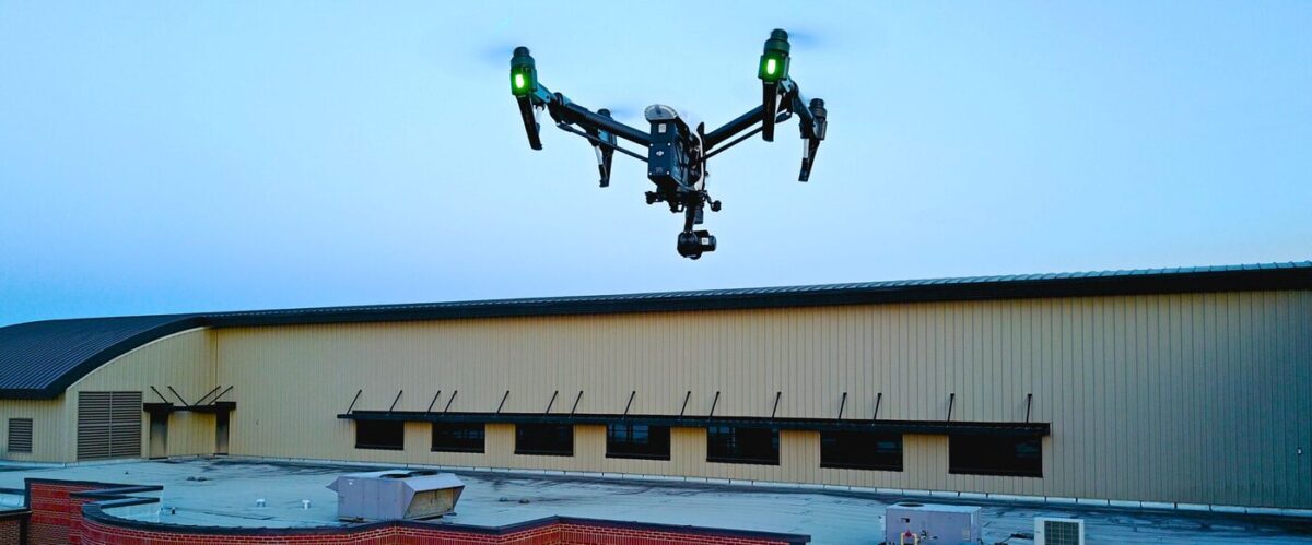Inspection technique de toiture par drone